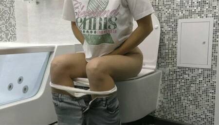 You sit on the toilet doing big things and fart a lot (Part 3) MP4 HD 720p