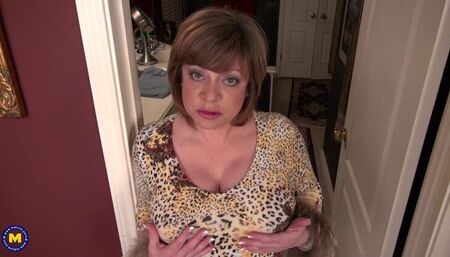 American big breasted housewife fooling around