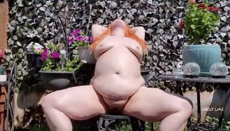 BBW Outdoor Oiled Sunbathing