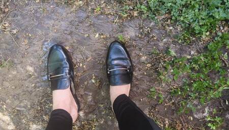 Fifi getting her mules sandals all muddy then stomping on the pedals to try to get her SUV unstuck from the mud replay