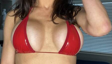 DOMINA AVA SAVAGE WRESTLES HUGE MAN IN MICRO BIKINI