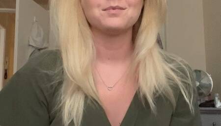 Having so much fun with sneeze powder