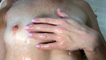 Masturbates Shower Jet