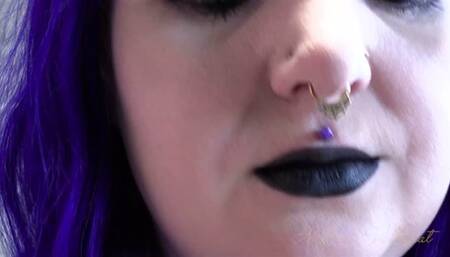 Gothic Lip Tease