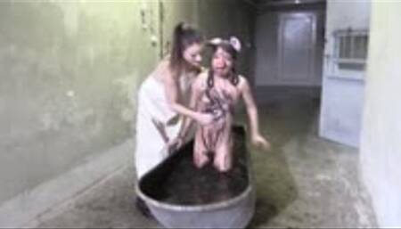 messy piggy and her apron mistress - mp4 720p