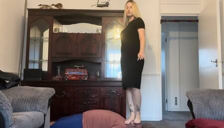 Miss Sophie’s Extreme Face Trampling