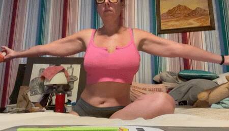 Sydney's Curling and Cleavage Video