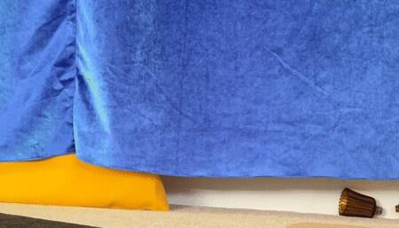 Giantess foot worship