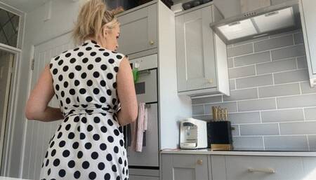 Step Mommy keeps your secret