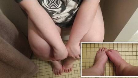 Toilet Farts with Feet Close Up
