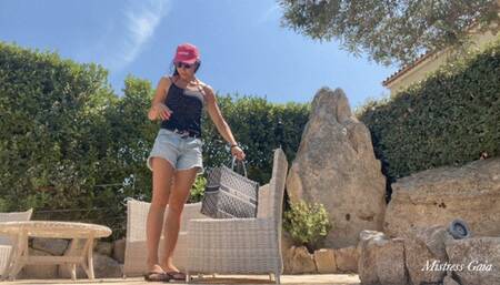 MISTRESS GAIA - RELAX IN THE POOL - HD