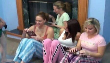 Home Sex Group Orgy - Lesbian Homemade Video