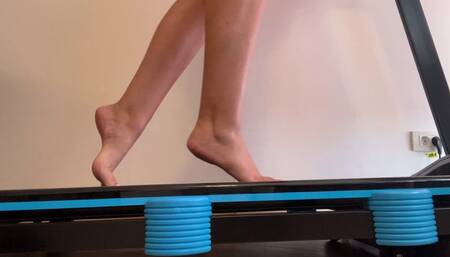 Custom Video Treadmill Barefeet Toe Walking