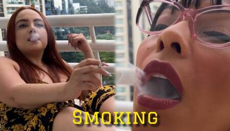 Evil Lohan and Inara Doutrinadora: Smoking and soles (MP4 HD 1080p)