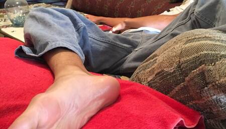 Malefootflava's Sexy LJSlim and his long erotic soles