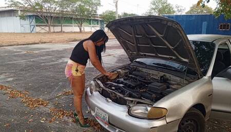 Pumping pedal with stiletto heel after repairing my car (3)