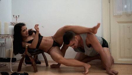 THE GYM MISTRESS:Some losers don't deserve to live as humans! : My guard pet in hard headscissors HQ