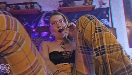 Vapin' pussy play [Android - 1080p]