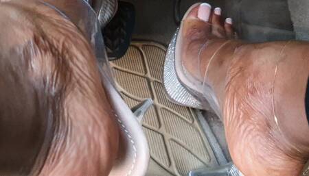 Cranking my JUNK Car In My Platform Heels