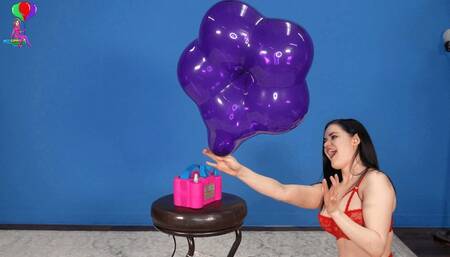 Nina B's First Machine Balloon Popping HD (1920x1080)