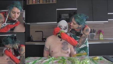 LILLI BAYLE - Feeding the slave - Constrained feeding, spitting, eating chewed food, humiliation