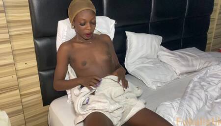 Casting Ebony Petitie Soft Ass