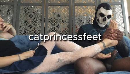 Dick out foot massage, pre-footjob carresses before we do multiple nut draining again with MrMarathon, milf feet and bbc