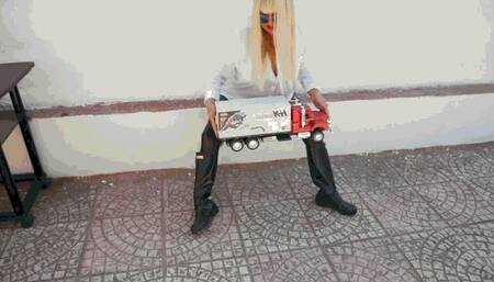 Cruel black Hunter Wellies AVI (1920x1080) FHD