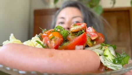 girl is so hungry mov