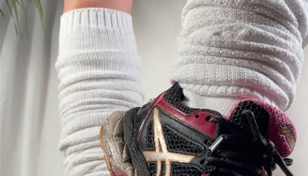 A Shoejob in Asics Kayano and slouch socks - CBT and Shoejob in Asics Sneakers - spitting and smeakerfetish - multiedit - 4k quality