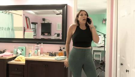 Sexy Unaware Giantess Nikki Brooks Foot Squashes Human Tinies (HD 1080p MP4)