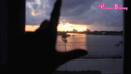 Too Pretty to work 2