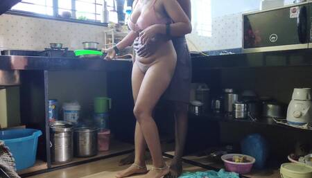 Leaked Mms of Mumbai Girlfriend and Boyfriend Full Hard Sex and Big Tits with Tight Pussy