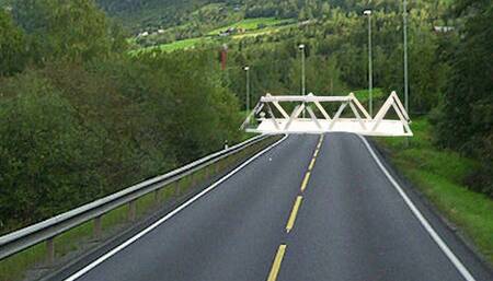 Giantess Destroys Stupid Bridge 1080