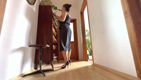 dangling while waiting mpeg