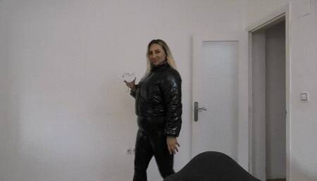 Swallowing with explosion ORDER c