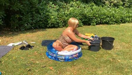 More inflatable fun in the garden!