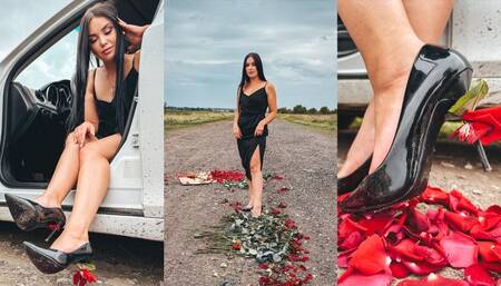 CRUSH Crushed 101 roses with high heels