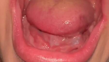 HD deep look into my mouth with and without teeth gag from letting look so deep