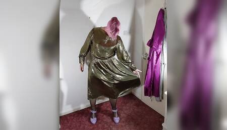 UK TV Slut Nottstvslut Shiny Gold Metallic Dress. Hot TV Cumdump