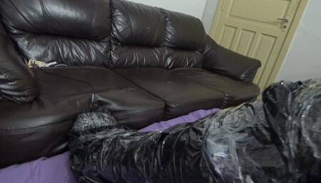 40 Minutes face of slave facesitting completely in a state of female domination By THAY FLORES , BIA MELLO And Daniel Santiago CAM por Aline FULL HD