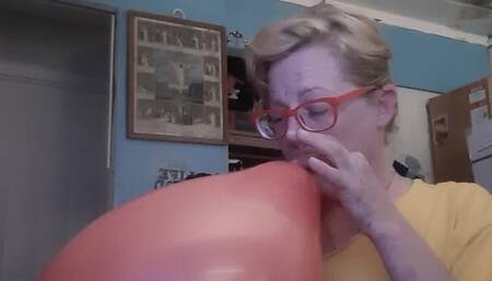 Quick little balloon fun on a Sunday afternoon