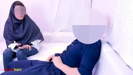 پدرشاگردم به بهونه درس اومد باهام صحبت کنه. که فهمیدم کار دیگه ای باهام داره. پر از مکالمه irani