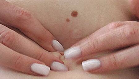 Little belly button! MP4