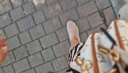 Hot sexy summer farts on the street 4K