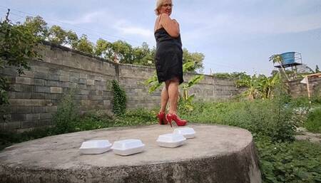 Angelin crushing objects and treading food with needle cutting heels (1)