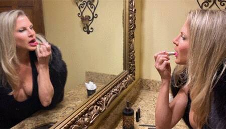 Loving My Sexy Lipstick (SD)