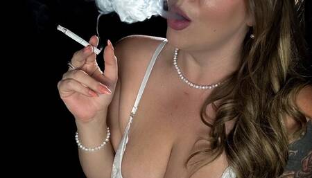 Q & A Smoking Session - Virginia Slims 120