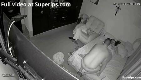 IPCAM – Big ass Latina woman gets fucked on her bed