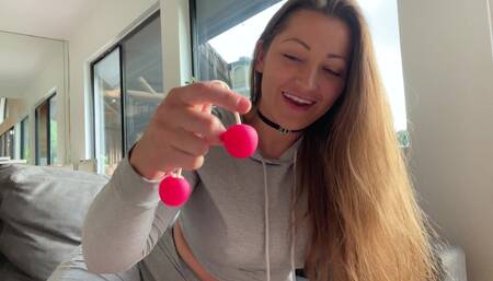 Twerk Show w/ Ben Wa BallsÂ 